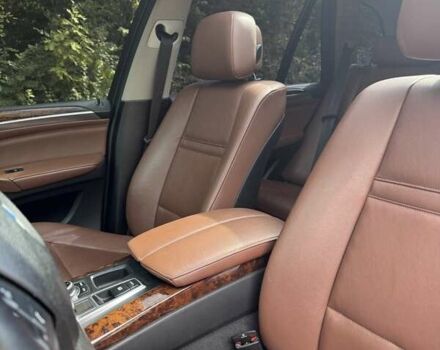 Черный БМВ Х5, объемом двигателя 2.99 л и пробегом 305 тыс. км за 17700 $, фото 26 на Automoto.ua