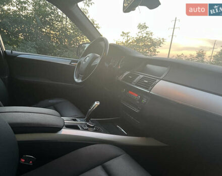 Черный БМВ Х5, объемом двигателя 2.98 л и пробегом 271 тыс. км за 11900 $, фото 19 на Automoto.ua