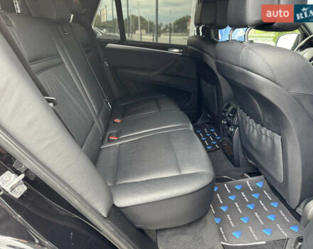 Чорний БМВ Х5, об'ємом двигуна 4.39 л та пробігом 171 тис. км за 15700 $, фото 26 на Automoto.ua