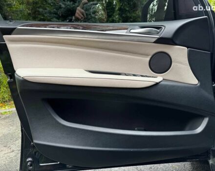 Черный БМВ Х5, объемом двигателя 3 л и пробегом 158 тыс. км за 18690 $, фото 12 на Automoto.ua