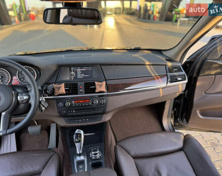 Черный БМВ Х5, объемом двигателя 3 л и пробегом 180 тыс. км за 20999 $, фото 29 на Automoto.ua