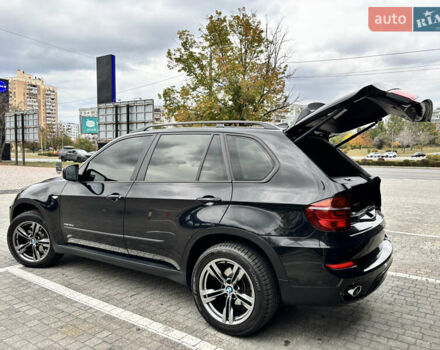 Чорний БМВ Х5, об'ємом двигуна 2.99 л та пробігом 305 тис. км за 22000 $, фото 26 на Automoto.ua
