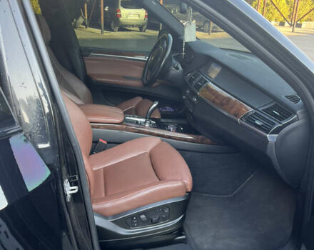 Черный БМВ Х5, объемом двигателя 3 л и пробегом 303 тыс. км за 19500 $, фото 9 на Automoto.ua