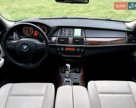 Чорний БМВ Х5, об'ємом двигуна 2.98 л та пробігом 165 тис. км за 13500 $, фото 43 на Automoto.ua