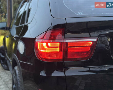 Чорний БМВ Х5, об'ємом двигуна 3 л та пробігом 189 тис. км за 13500 $, фото 44 на Automoto.ua