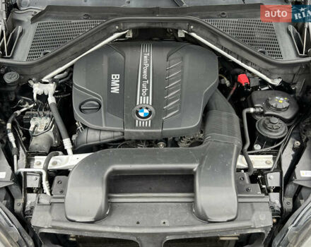 Черный БМВ Х5, объемом двигателя 3 л и пробегом 280 тыс. км за 18800 $, фото 22 на Automoto.ua