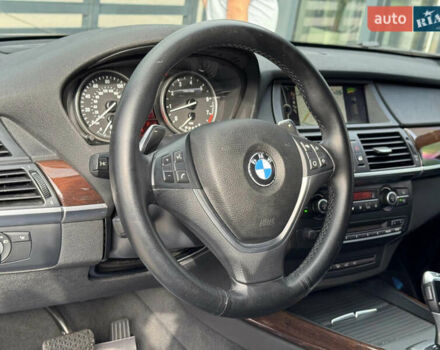 Чорний БМВ Х5, об'ємом двигуна 4.39 л та пробігом 171 тис. км за 15700 $, фото 9 на Automoto.ua