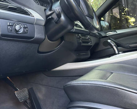 Чорний БМВ Х5, об'ємом двигуна 2.99 л та пробігом 305 тис. км за 22000 $, фото 8 на Automoto.ua