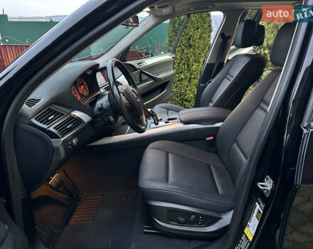 Чорний БМВ Х5, об'ємом двигуна 3 л та пробігом 189 тис. км за 13500 $, фото 65 на Automoto.ua