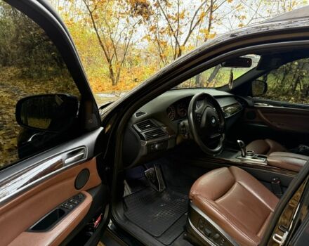 БМВ Х5 2012 в Чернигове на Automoto.ua Черный БМВ Х5, объемом двигателя 3 л и пробегом 307 тыс. км за 18600 $, фото 11 на Automoto.ua