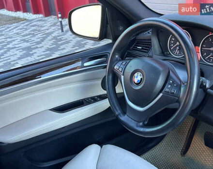 Чорний БМВ Х5, об'ємом двигуна 3 л та пробігом 311 тис. км за 17250 $, фото 52 на Automoto.ua