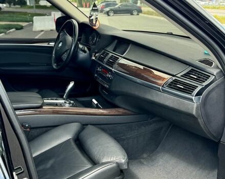 Черный БМВ Х5, объемом двигателя 3 л и пробегом 182 тыс. км за 19500 $, фото 4 на Automoto.ua