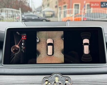 Чорний БМВ Х5, об'ємом двигуна 3 л та пробігом 126 тис. км за 31000 $, фото 38 на Automoto.ua