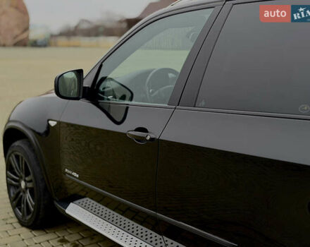 Чорний БМВ Х5, об'ємом двигуна 2.99 л та пробігом 300 тис. км за 15700 $, фото 5 на Automoto.ua