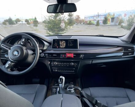 Черный БМВ Х5, объемом двигателя 3 л и пробегом 198 тыс. км за 25000 $, фото 13 на Automoto.ua