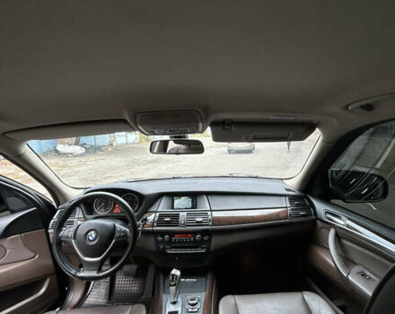 Чорний БМВ Х5, об'ємом двигуна 2.99 л та пробігом 207 тис. км за 23000 $, фото 9 на Automoto.ua