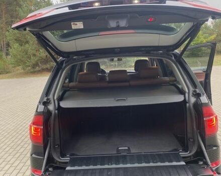 Черный БМВ Х5, объемом двигателя 3 л и пробегом 228 тыс. км за 14900 $, фото 12 на Automoto.ua