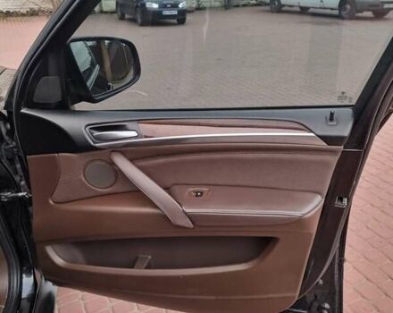 Чорний БМВ Х5, об'ємом двигуна 3 л та пробігом 286 тис. км за 17800 $, фото 16 на Automoto.ua