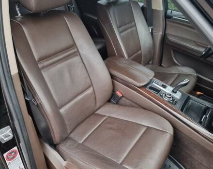 Чорний БМВ Х5, об'ємом двигуна 3 л та пробігом 286 тис. км за 17800 $, фото 14 на Automoto.ua