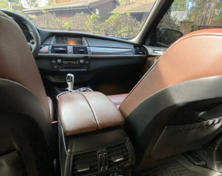 Черный БМВ Х5, объемом двигателя 3 л и пробегом 307 тыс. км за 13500 $, фото 8 на Automoto.ua