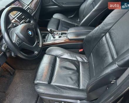 Черный БМВ Х5, объемом двигателя 3 л и пробегом 204 тыс. км за 21900 $, фото 25 на Automoto.ua