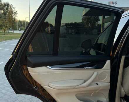 Чорний БМВ Х5, об'ємом двигуна 2.99 л та пробігом 210 тис. км за 24500 $, фото 21 на Automoto.ua