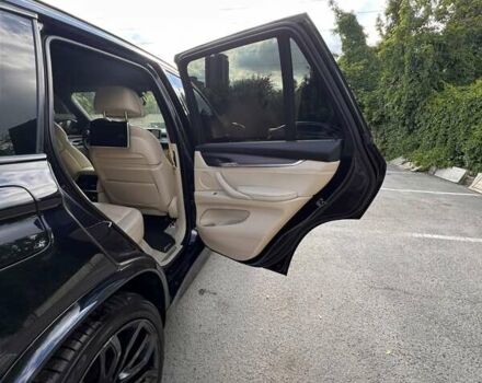 БМВ Х5 2013 в Днепре (Днепропетровске) на Automoto.ua Черный БМВ Х5, объемом двигателя 4.39 л и пробегом 118 тыс. км за 26300 $, фото 28 на Automoto.ua