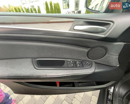 Черный БМВ Х5, объемом двигателя 2.98 л и пробегом 272 тыс. км за 14500 $, фото 8 на Automoto.ua