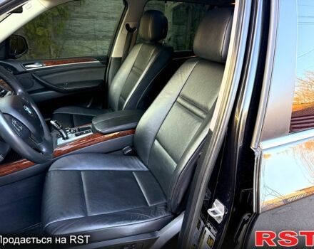 Черный БМВ Х5, объемом двигателя 3 л и пробегом 165 тыс. км за 15500 $, фото 12 на Automoto.ua