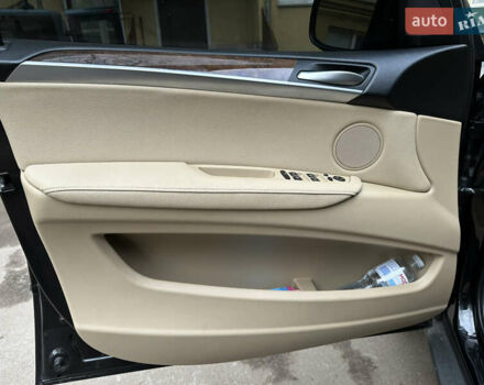 Черный БМВ Х5, объемом двигателя 2.98 л и пробегом 140 тыс. км за 15500 $, фото 16 на Automoto.ua