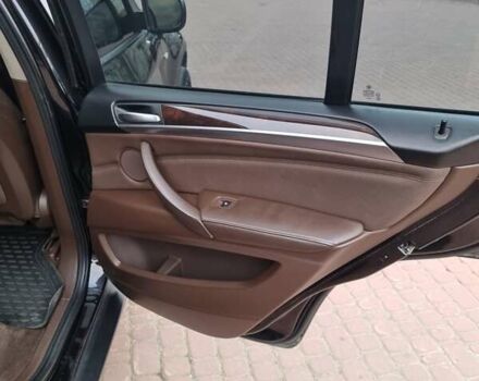 Чорний БМВ Х5, об'ємом двигуна 3 л та пробігом 286 тис. км за 17800 $, фото 19 на Automoto.ua