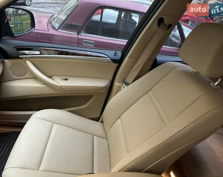 Черный БМВ Х5, объемом двигателя 2.98 л и пробегом 140 тыс. км за 15500 $, фото 21 на Automoto.ua