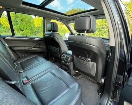 Чорний БМВ Х5, об'ємом двигуна 3 л та пробігом 86 тис. км за 3100 $, фото 7 на Automoto.ua