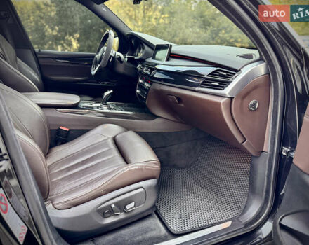 Черный БМВ Х5, объемом двигателя 3 л и пробегом 235 тыс. км за 29950 $, фото 33 на Automoto.ua