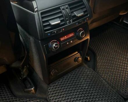 Черный БМВ Х5, объемом двигателя 3 л и пробегом 204 тыс. км за 21900 $, фото 27 на Automoto.ua