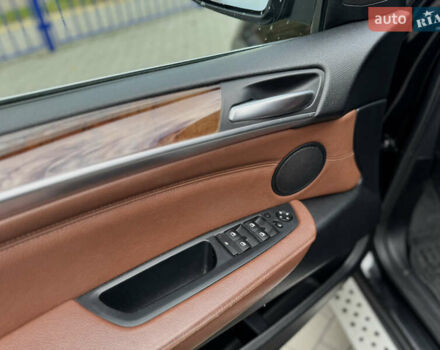 Черный БМВ Х5, объемом двигателя 2.98 л и пробегом 180 тыс. км за 15500 $, фото 14 на Automoto.ua