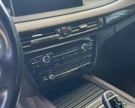 Чорний БМВ Х5, об'ємом двигуна 2.99 л та пробігом 209 тис. км за 35000 $, фото 15 на Automoto.ua