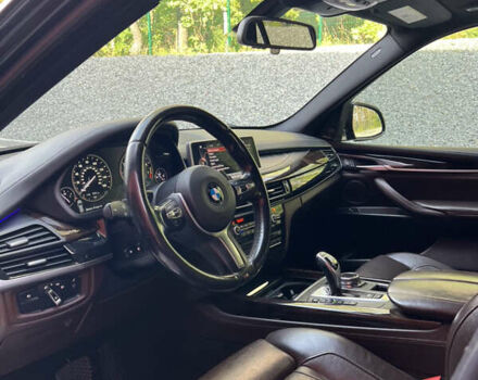 Чорний БМВ Х5, об'ємом двигуна 2.98 л та пробігом 255 тис. км за 29800 $, фото 11 на Automoto.ua