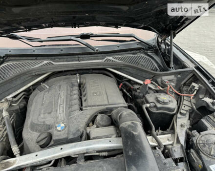 Чорний БМВ Х5, об'ємом двигуна 2.98 л та пробігом 161 тис. км за 24999 $, фото 12 на Automoto.ua