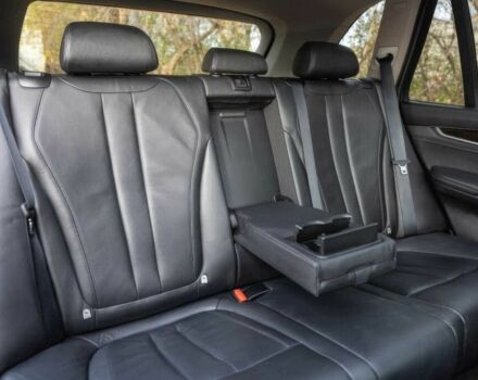 Чорний БМВ Х5, об'ємом двигуна 3 л та пробігом 84 тис. км за 14300 $, фото 11 на Automoto.ua