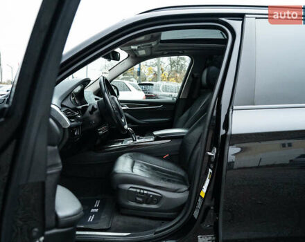 Чорний БМВ Х5, об'ємом двигуна 2.98 л та пробігом 220 тис. км за 22900 $, фото 16 на Automoto.ua