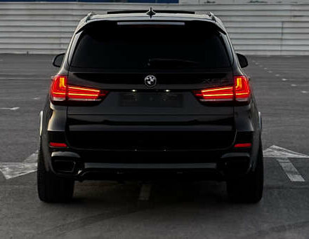 Чорний БМВ Х5, об'ємом двигуна 4.39 л та пробігом 204 тис. км за 26500 $, фото 16 на Automoto.ua