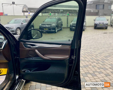 Чорний БМВ Х5, об'ємом двигуна 3 л та пробігом 258 тис. км за 24800 $, фото 22 на Automoto.ua