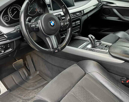 Черный БМВ Х5, объемом двигателя 3 л и пробегом 180 тыс. км за 32000 $, фото 3 на Automoto.ua