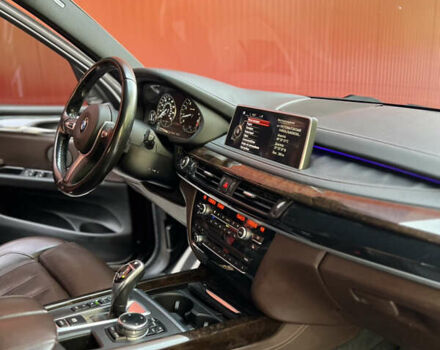 Чорний БМВ Х5, об'ємом двигуна 2.98 л та пробігом 255 тис. км за 29800 $, фото 23 на Automoto.ua