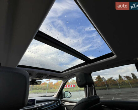 Черный БМВ Х5, объемом двигателя 3 л и пробегом 292 тыс. км за 18000 $, фото 26 на Automoto.ua