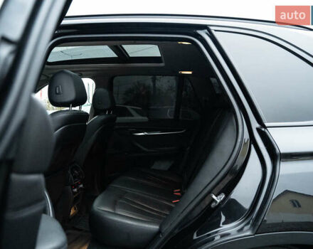 Чорний БМВ Х5, об'ємом двигуна 2.98 л та пробігом 220 тис. км за 22900 $, фото 35 на Automoto.ua