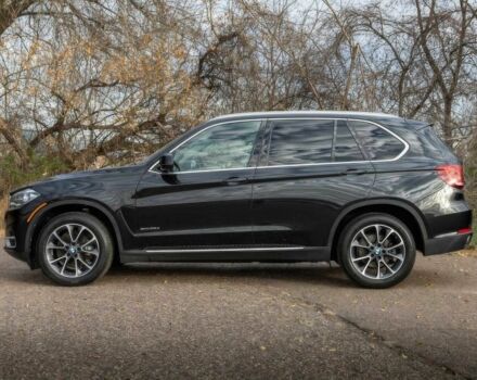 Чорний БМВ Х5, об'ємом двигуна 3 л та пробігом 84 тис. км за 14300 $, фото 2 на Automoto.ua