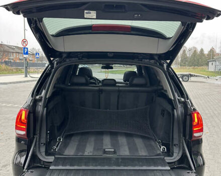 Чорний БМВ Х5, об'ємом двигуна 2.99 л та пробігом 242 тис. км за 23000 $, фото 9 на Automoto.ua