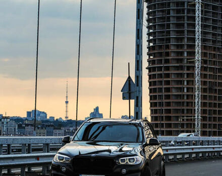 Черный БМВ Х5, объемом двигателя 2.99 л и пробегом 300 тыс. км за 24000 $, фото 13 на Automoto.ua